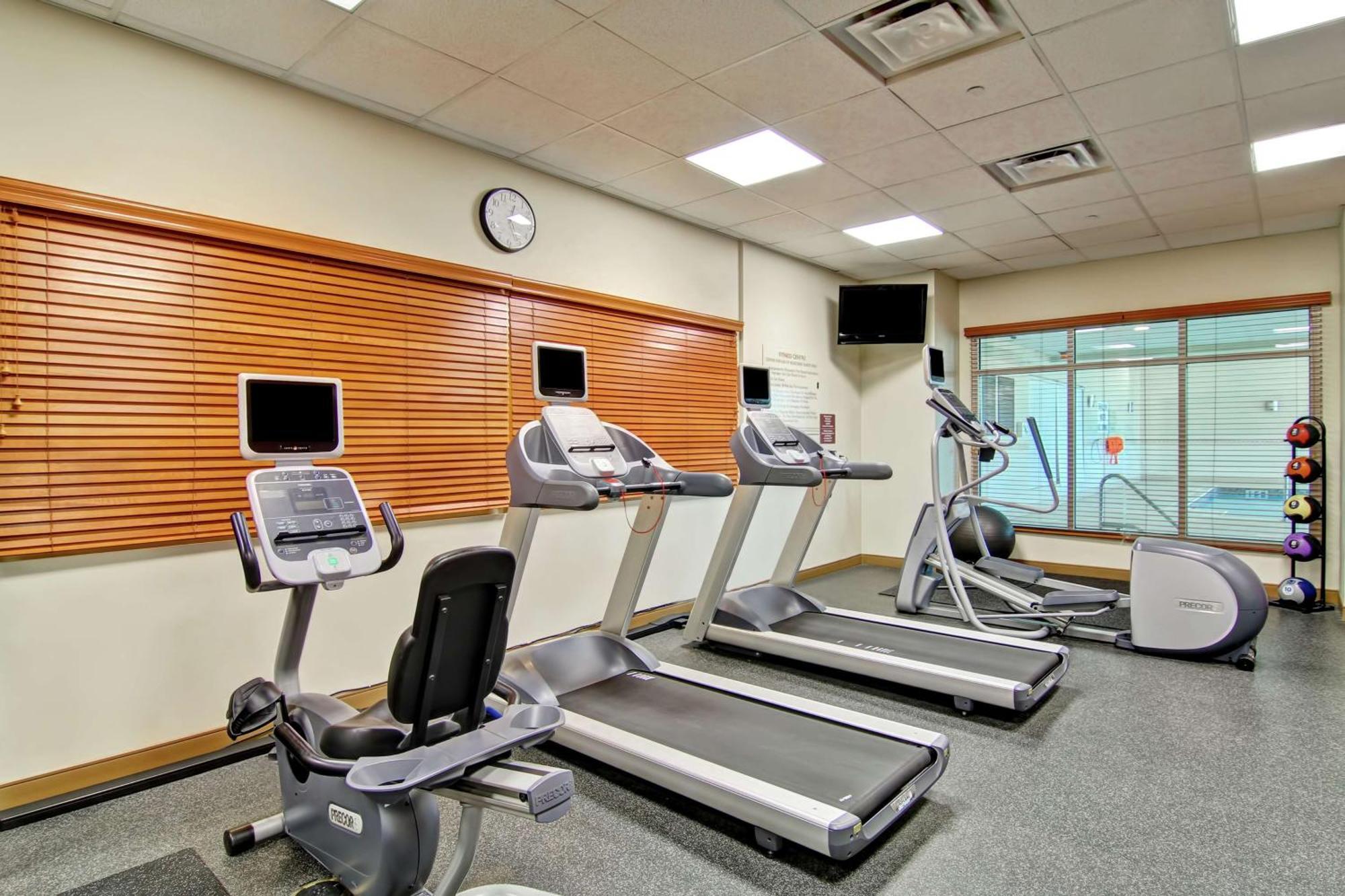 Hilton Garden Inn Ottawa Airport Экстерьер фото